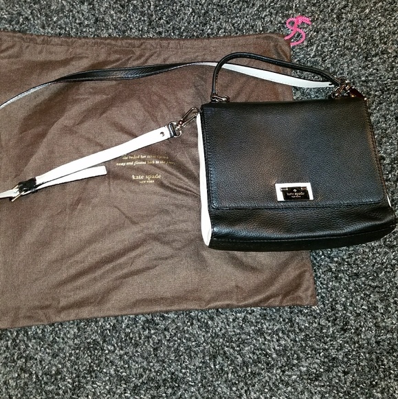 kate spade Handbags - Kate Spade Bag *authentic*
